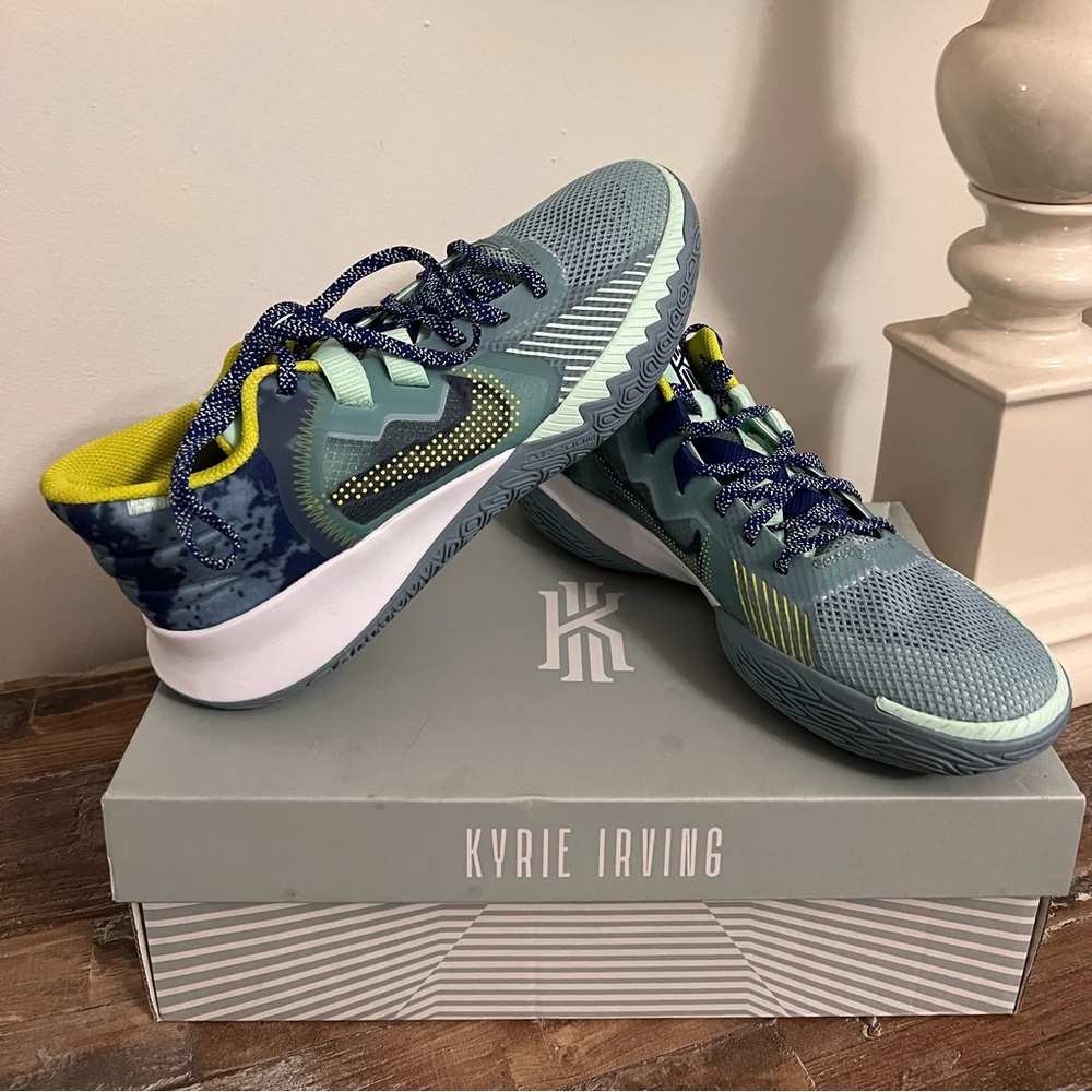 Nike Kyrie Erving Flytrap 5 basketball sneakers men’s (8)